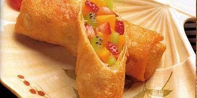 Fruit Spring Rolls with Cheese Sauce
